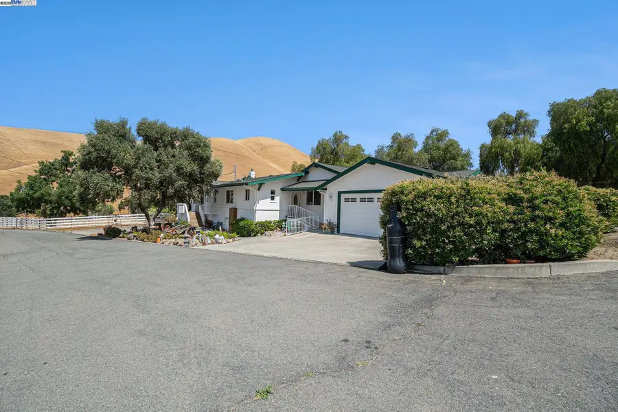 5799 Nortonville, Pittsburg, CA 94565 - #3