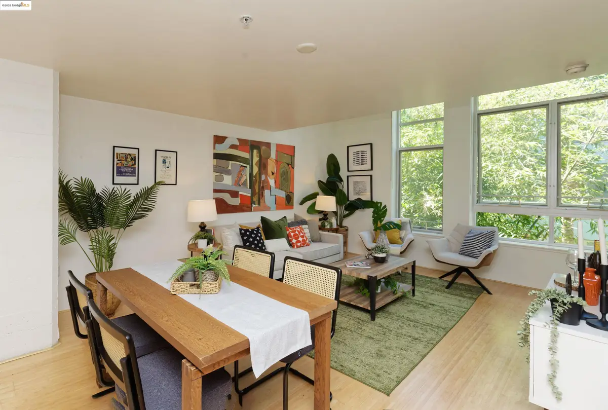 Address Withheld By Seller, Oakland, CA 94607 - #1