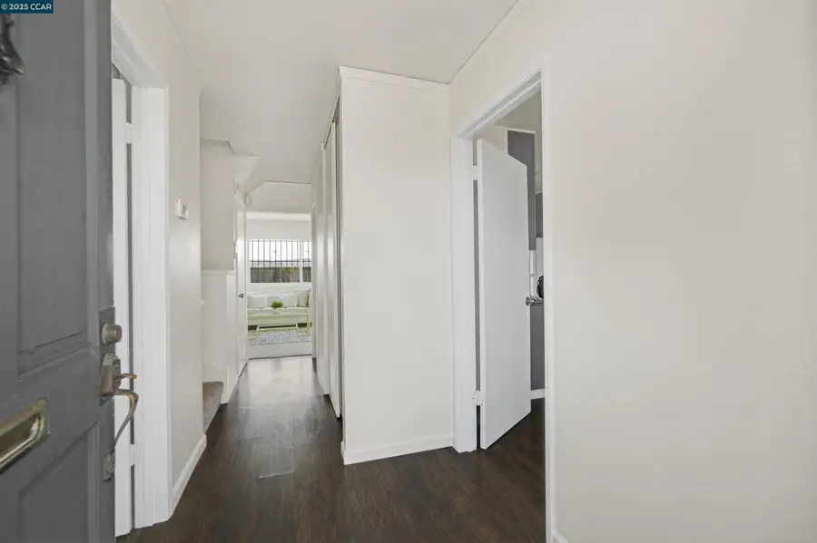137 Nautilus Ct #82, San Francisco, CA 94124 - Image #2