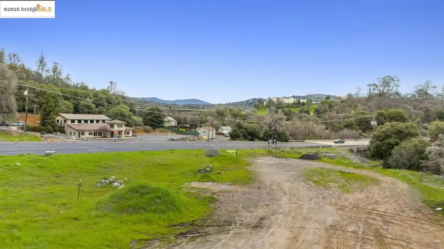 13501 Mono Way, Sonora, CA 95370 - Image #2