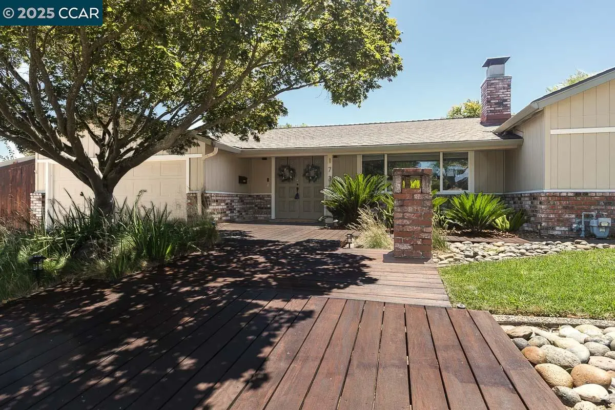 1736 Silverwood Dr, Martinez, CA 94553 - Image #1