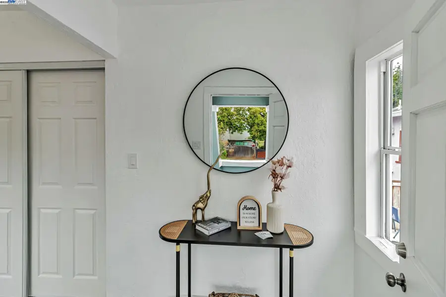 9700 Macarrthur Blvd., Oakland, CA 94605 - Image #2