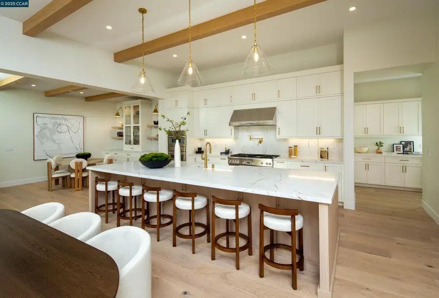 1015 Borrette Court, Napa, CA 94558 - Image #2