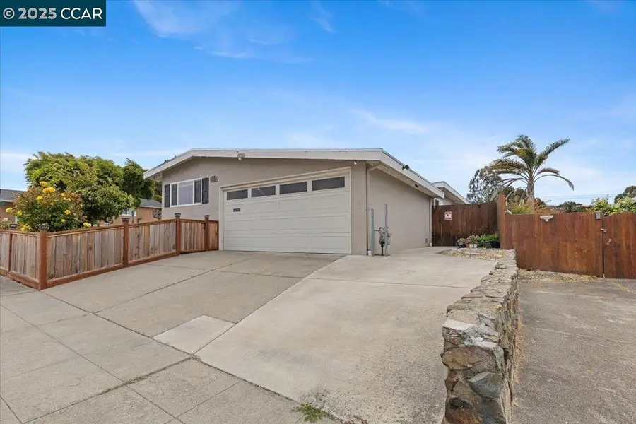 3034 Parker Rd, Richmond, CA 94806 - Image #2