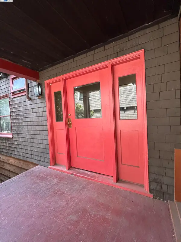 2670 Parker St, Berkeley, CA 94704