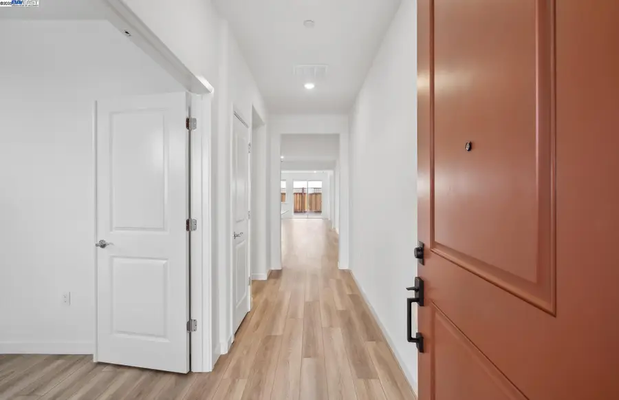 17870 Brightwood Avenue, Lathrop, CA 95330 - Image #3