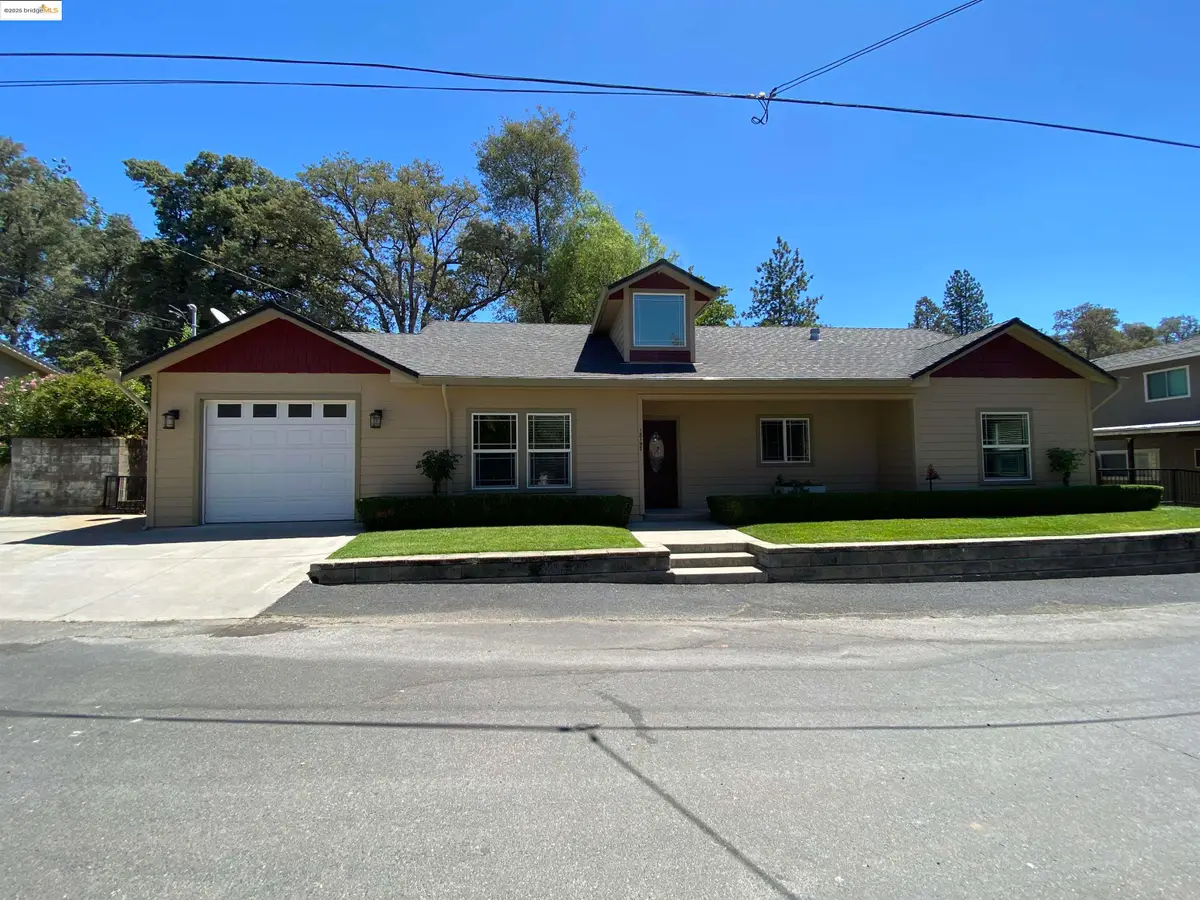 18197 Hammer Ln, Tuolumne, CA 95379 - Image #1