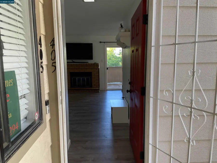 405 Weymouth, Hercules, CA 94547 - Image #3