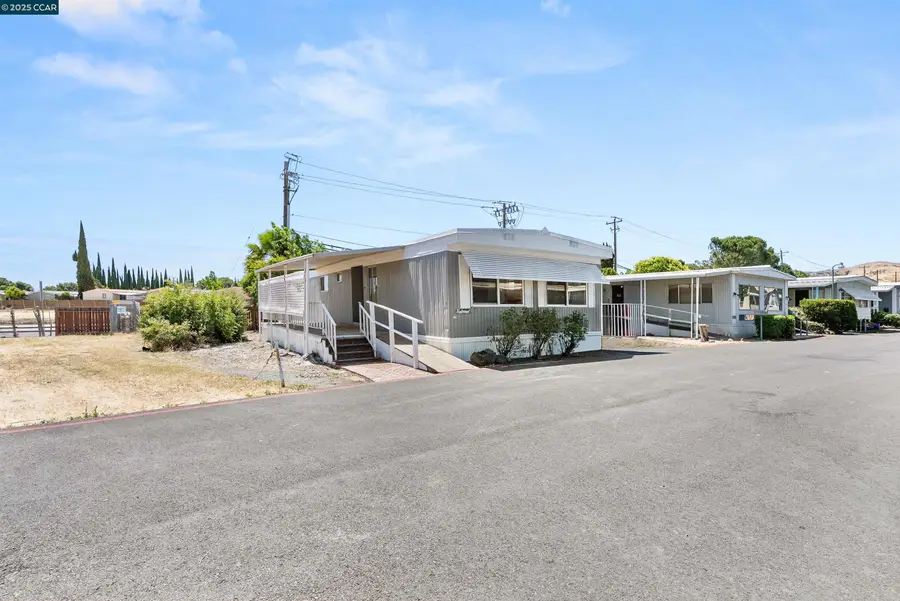 3301 Buchanan Road #11, Antioch, CA 94509 - Image #2