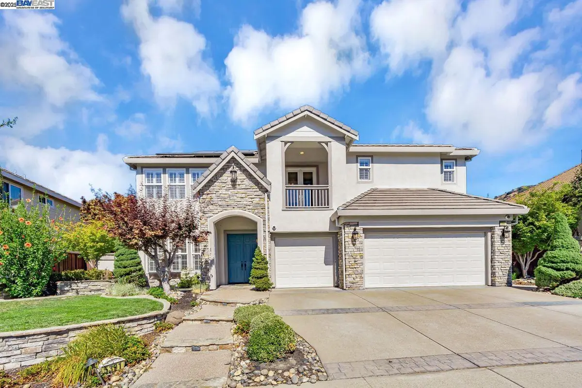 5391 Fernbank Dr, Concord, CA 94521 - Image #1