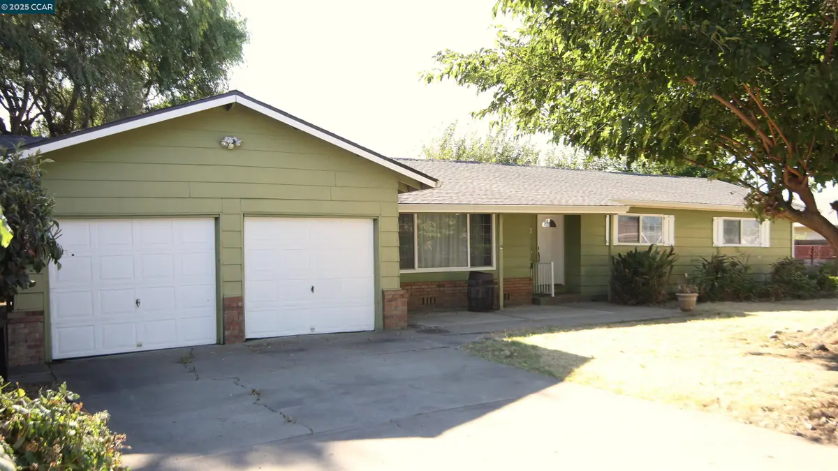 10 School St, Isleton, CA 95641 - Image #1