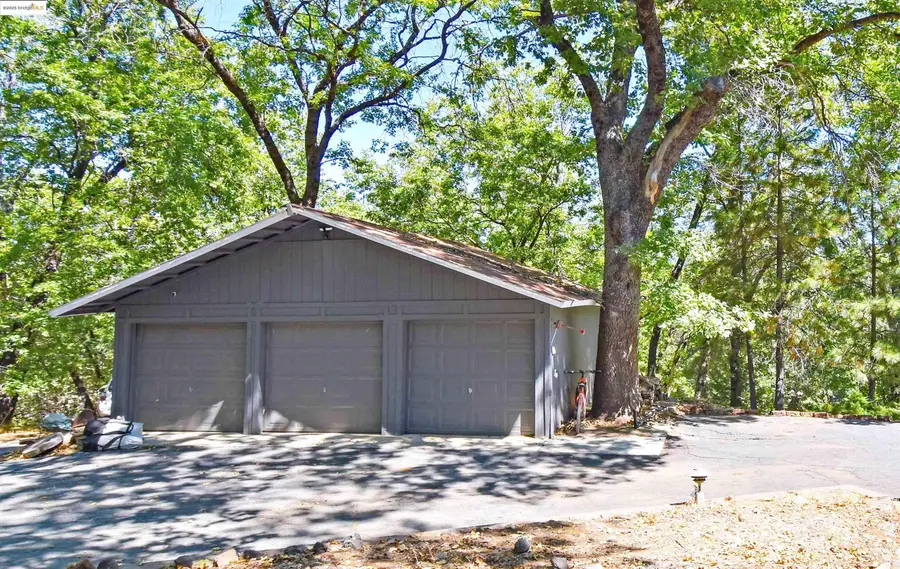 21754 Ferrari Rd, Sonora, CA 95370 - Image #3