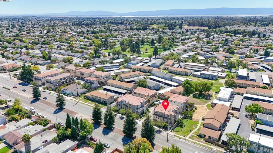 4015 Clydesdale Cmn, Fremont, CA 94555 - Image #2