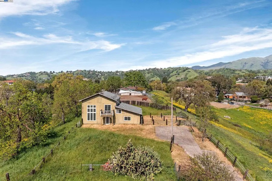 Address Withheld By Seller, Danville, CA 94526 - Image #3