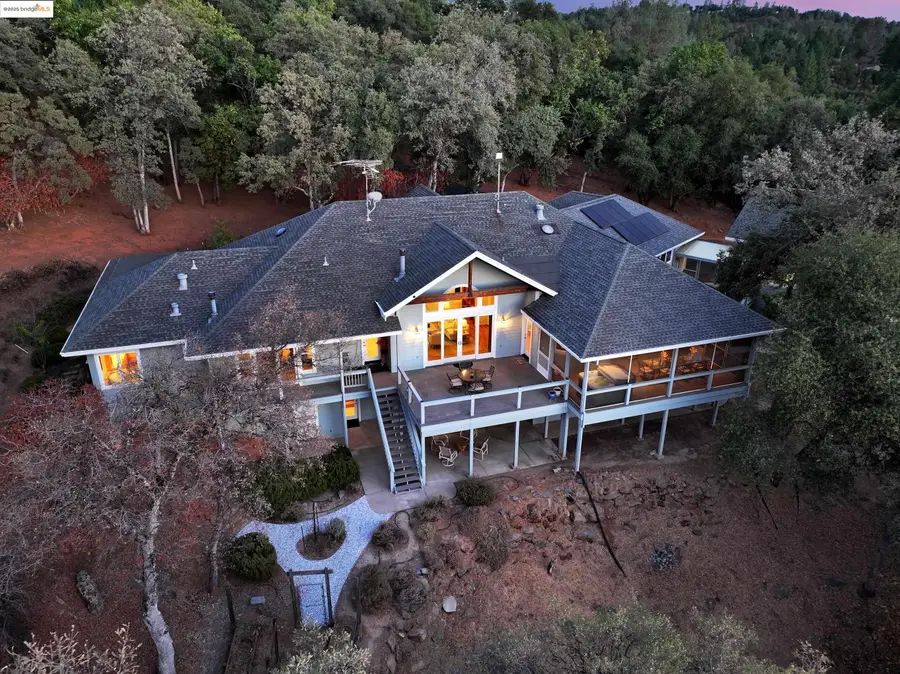 16096 Parkridge Ave, Sonora, CA 95370 - Image #2