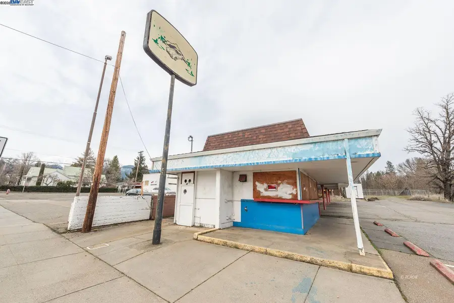 1081 Main St., Weaverville, CA 96093 - Image #3