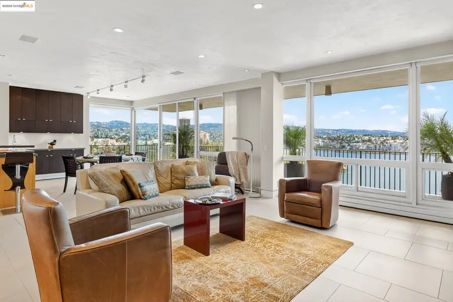 177 19th St #10E, Oakland, CA 94612 - Image #2