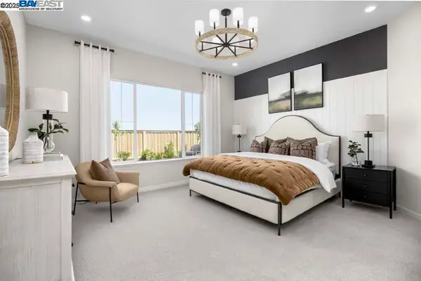 527 E Fiorino Street, Mountain House, CA 95391