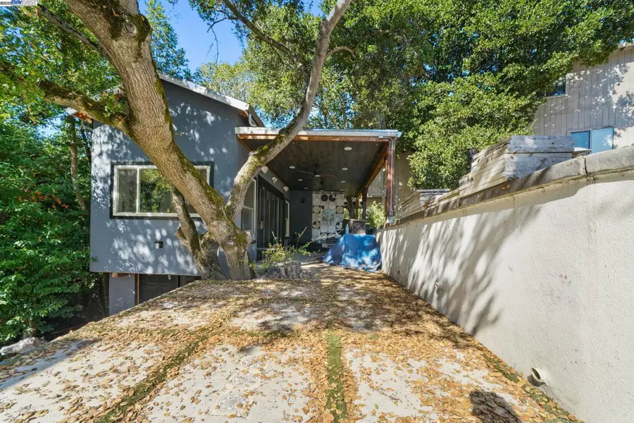 2765 Butters Dr, Oakland, CA 94602 - Image #3