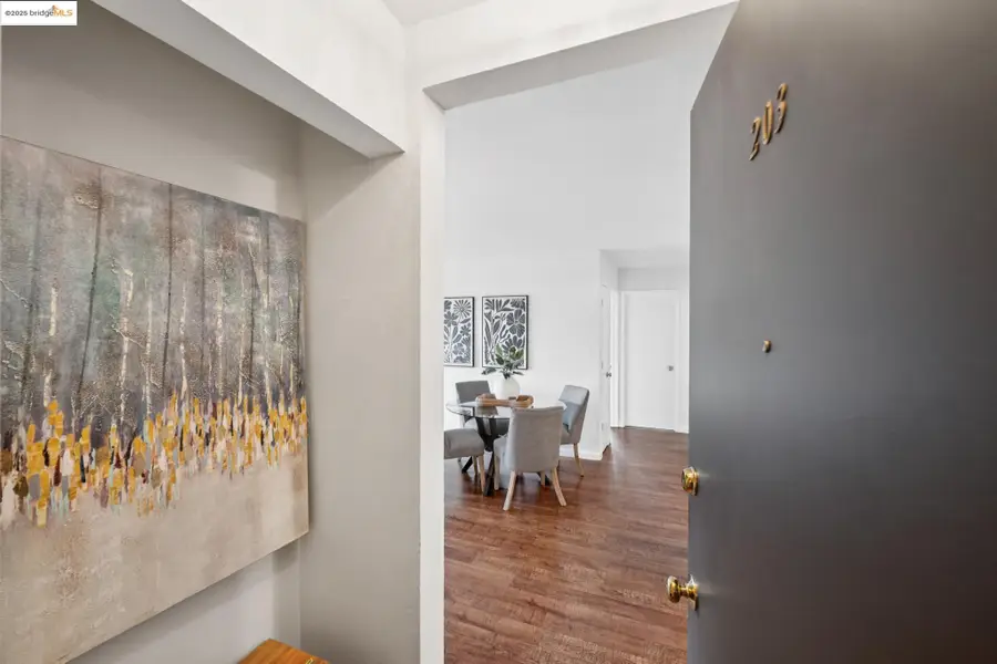 696 Athol Ave #203, Oakland, CA 94610 - Image #3