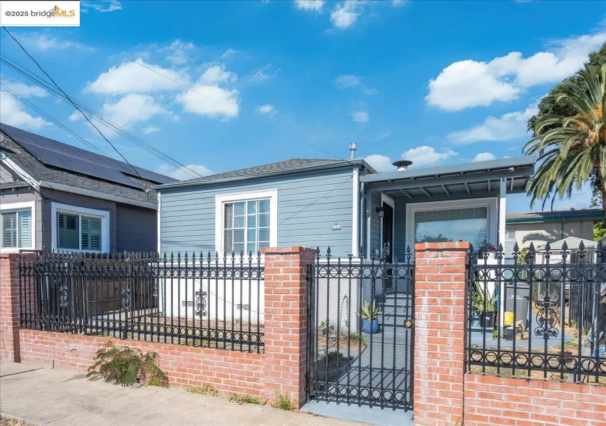 8806 Dowling St, Oakland, CA 94605 - Image #1