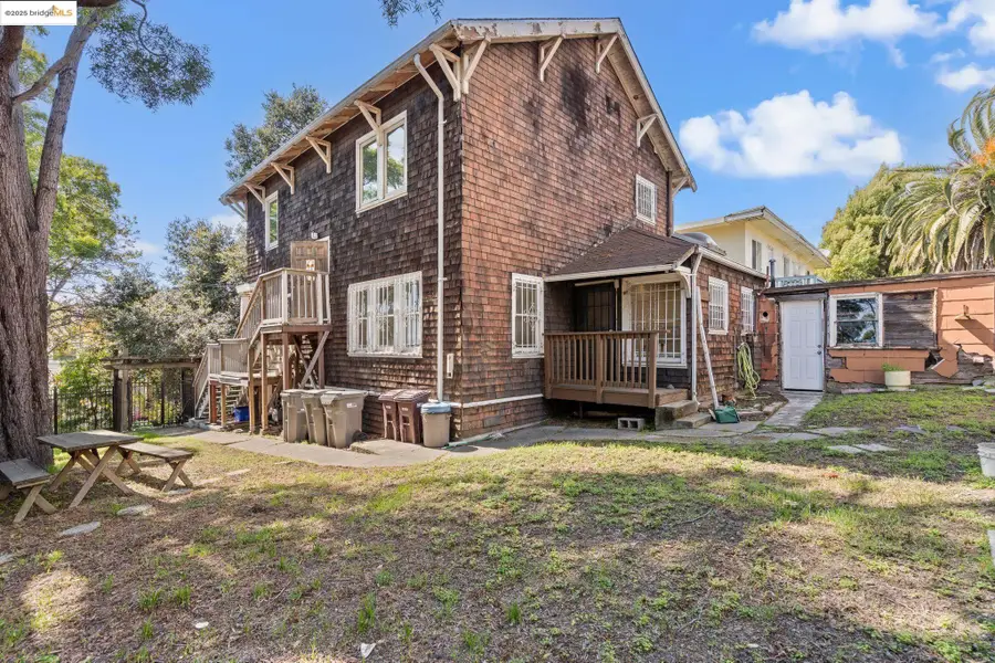 738 E 19th St, Oakland, CA 94606 - Image #2