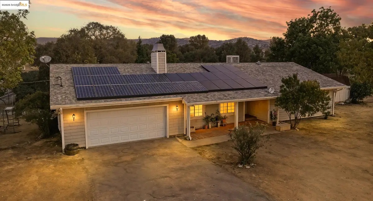 2422 Cheyenne Rd, Copperopolis, CA 95228 - Image #1