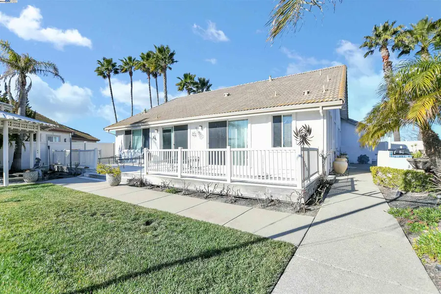 2015 Newport Dr, Discovery Bay, CA 94505 - Image #3
