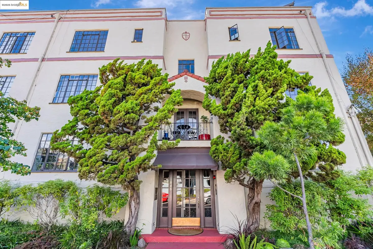 848 Stannage Ave #11, Albany, CA 94706 - Image #1
