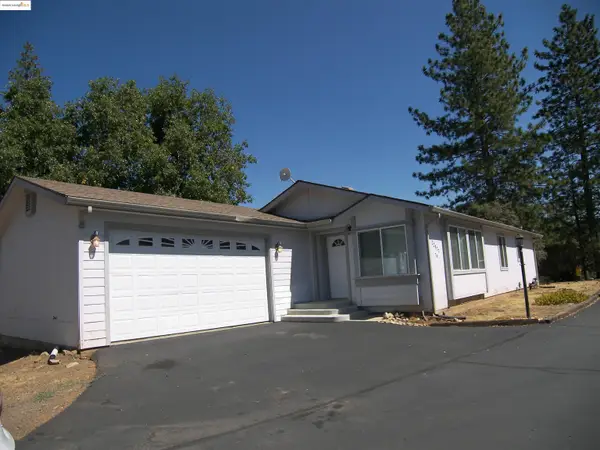 22877 E Parkwood Dr., Groveland, CA 95321