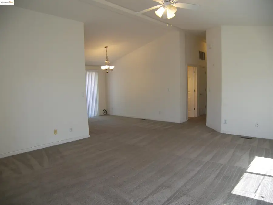 22877 E Parkwood Dr., Groveland, CA 95321 - Image #2