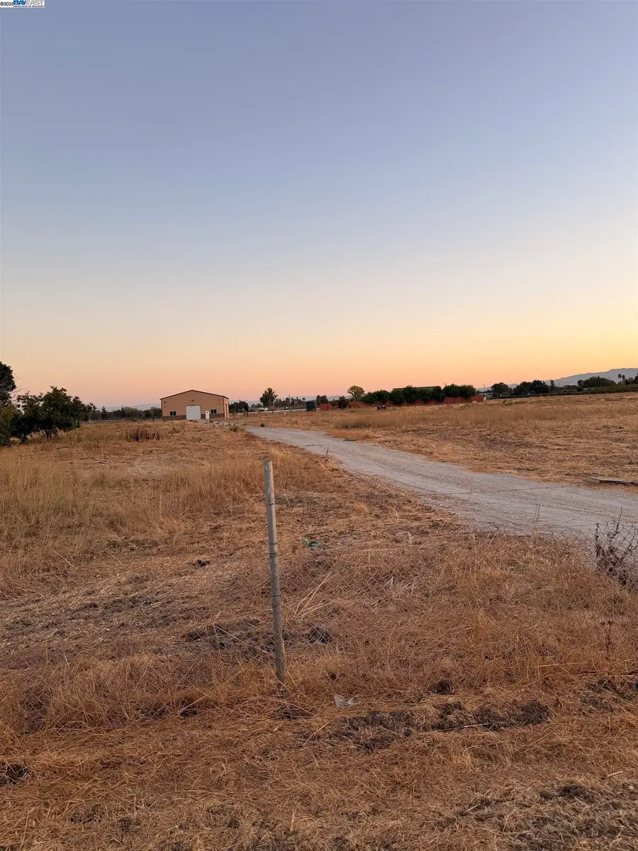 303 Blaine Lane, Knightsen, CA 94548 - Image #3