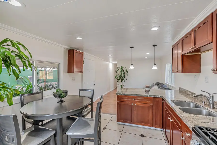 19150 Hesperian Blvd #19, Hayward, CA 94541 - #3