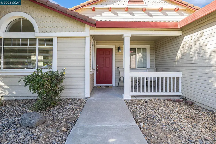 580 Hacienda Drive, Oakley, CA 94561 - Image #2