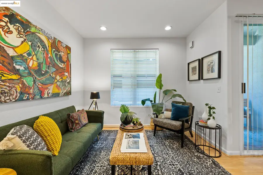 1121 40th St #3103, Emeryville, CA 94608 - Image #2