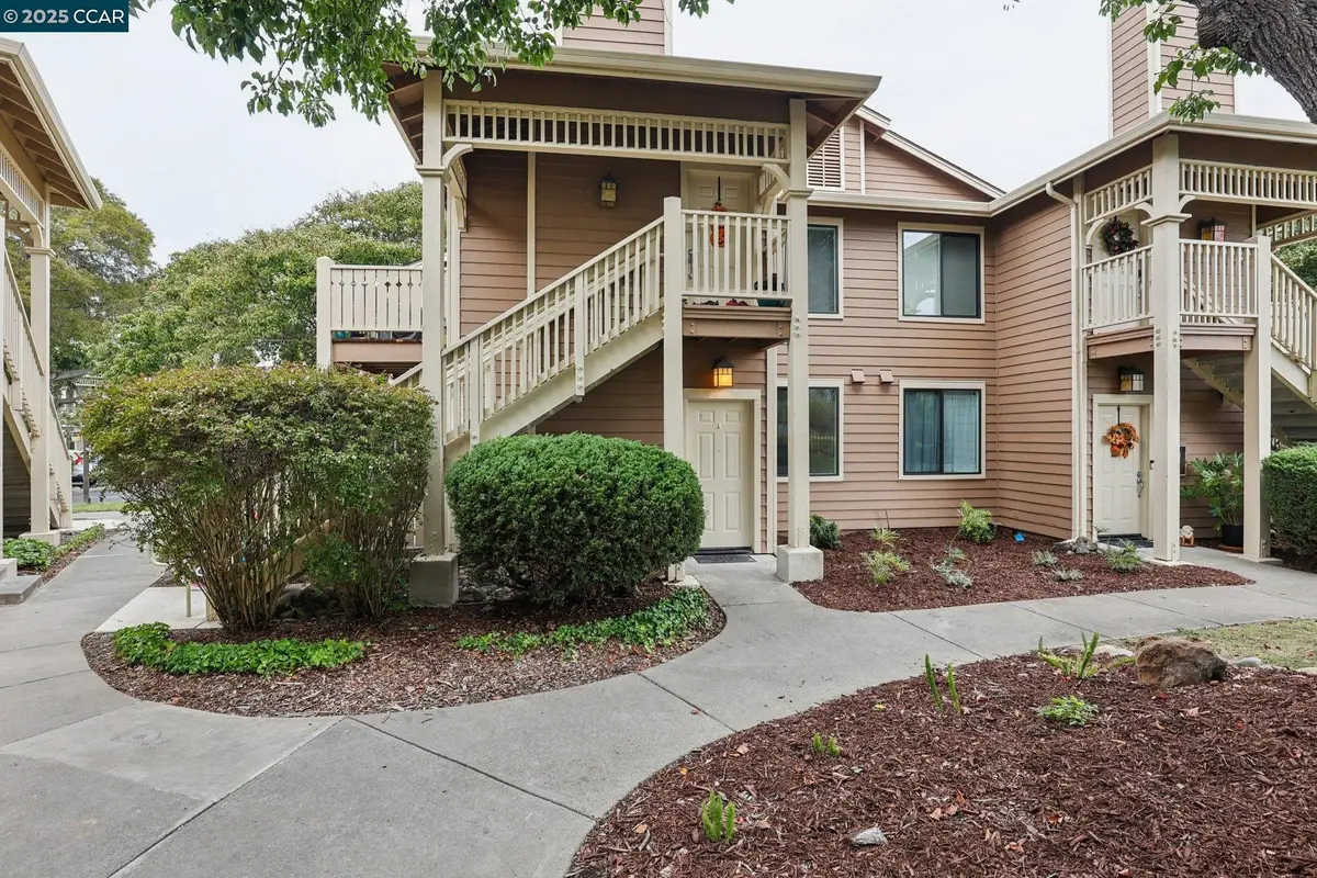47 Lakeshore Ct, Richmond, CA 94804 - Image #1