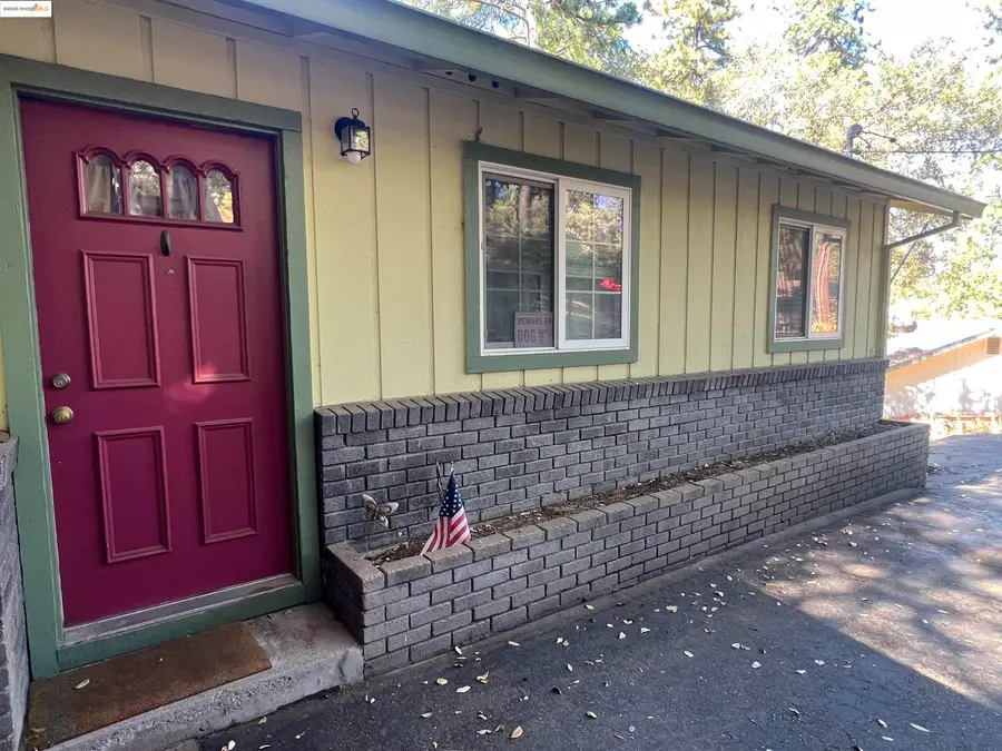 20384 Canyonview Dr, Tuolumne, CA 95479 - Image #2