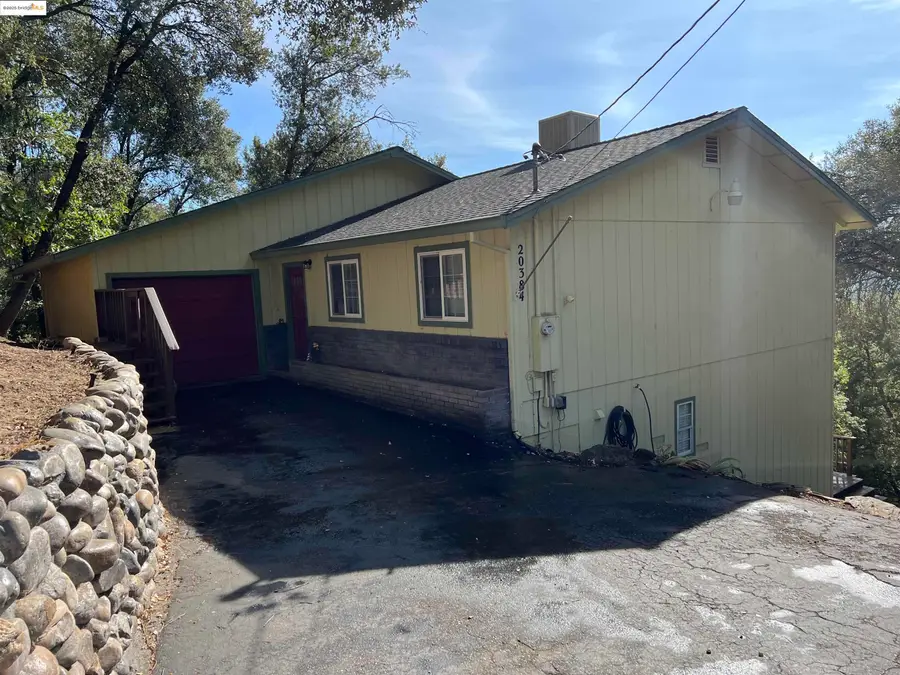 20384 Canyonview Dr, Tuolumne, CA 95479 - Image #3