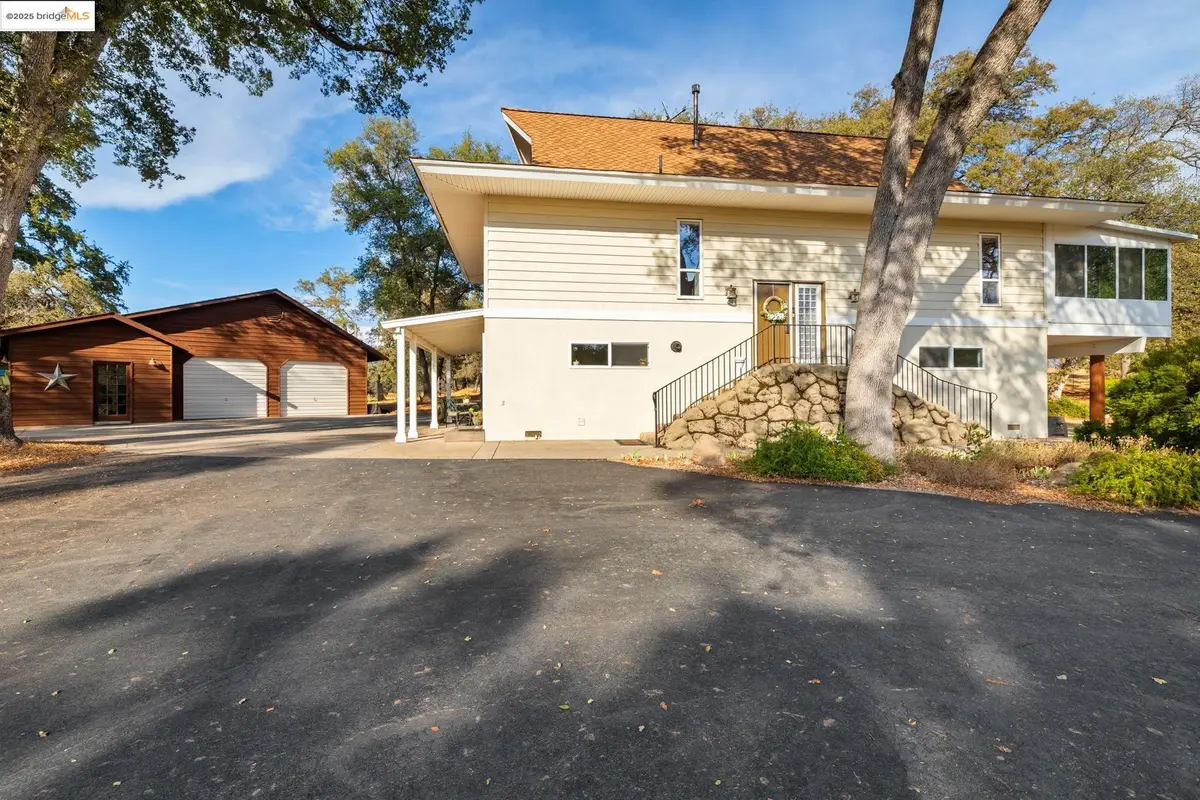 10566 Thistledown Rd, Jamestown, CA 95327 - Image #1