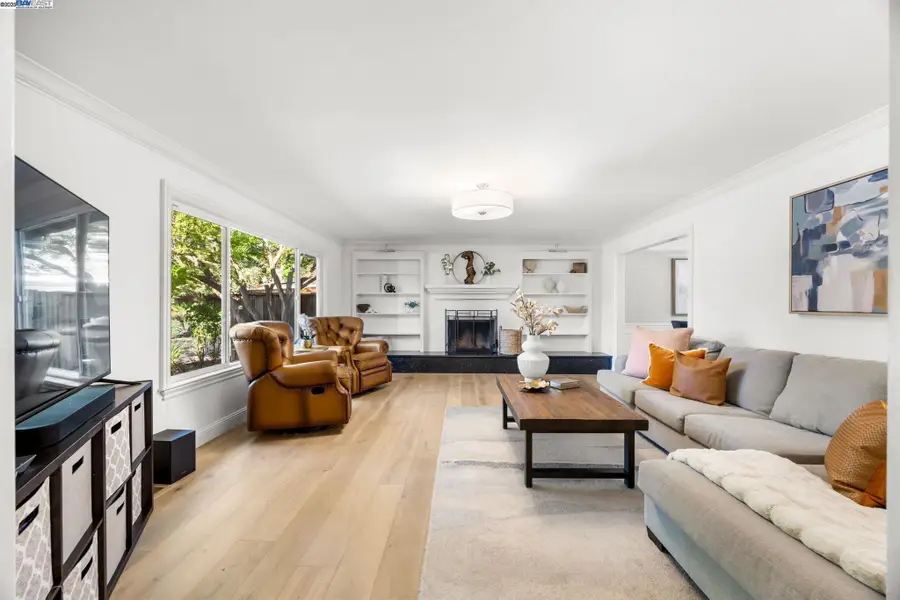 90 Princeton Ct, Danville, CA 94526 - Image #2