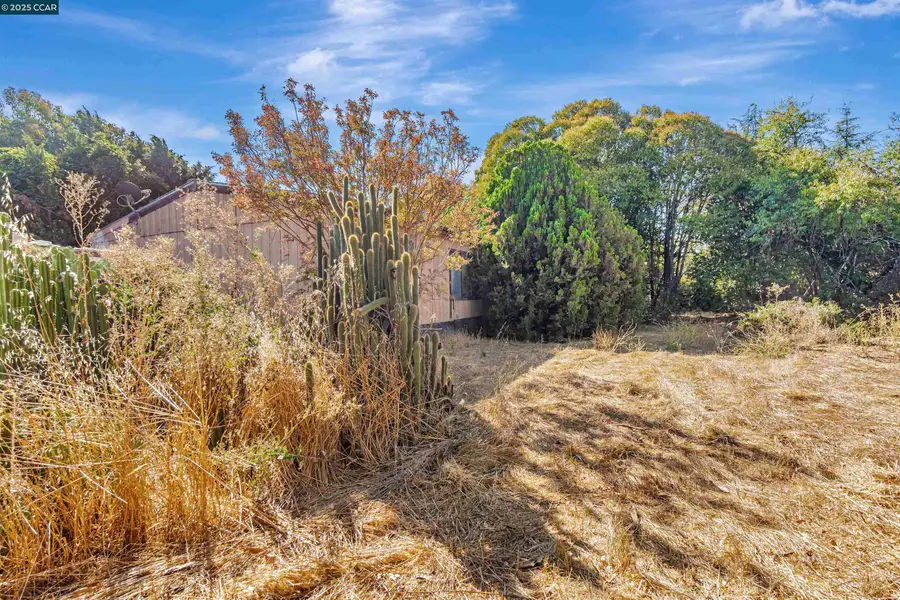 21200 Silva Road, Sonoma, CA 95476 - Image #2