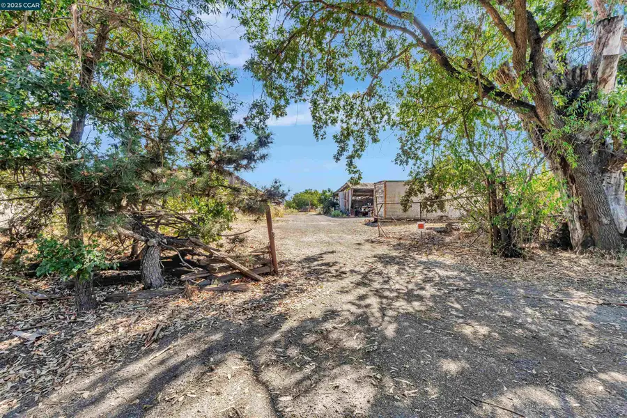 21200 Silva Road, Sonoma, CA 95476 - Image #3