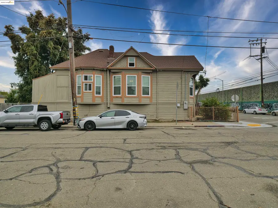 2103 Myrtle St, Oakland, CA 94607 - Image #3