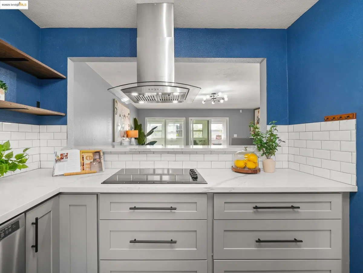 2106 Otis Dr #D, Alameda, CA 94501 - Image #1