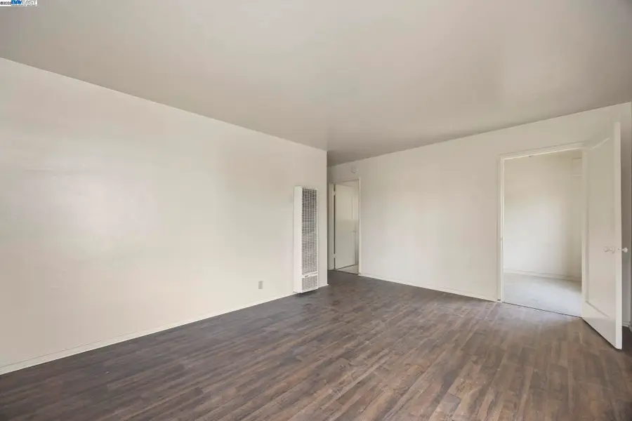 2774 Sacramento St, Berkeley, CA 94702 - Image #3