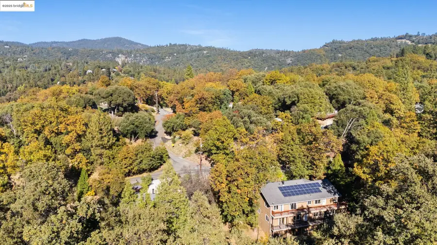 16512 S Creekside Drive, Sonora, CA 95370 - Image #2