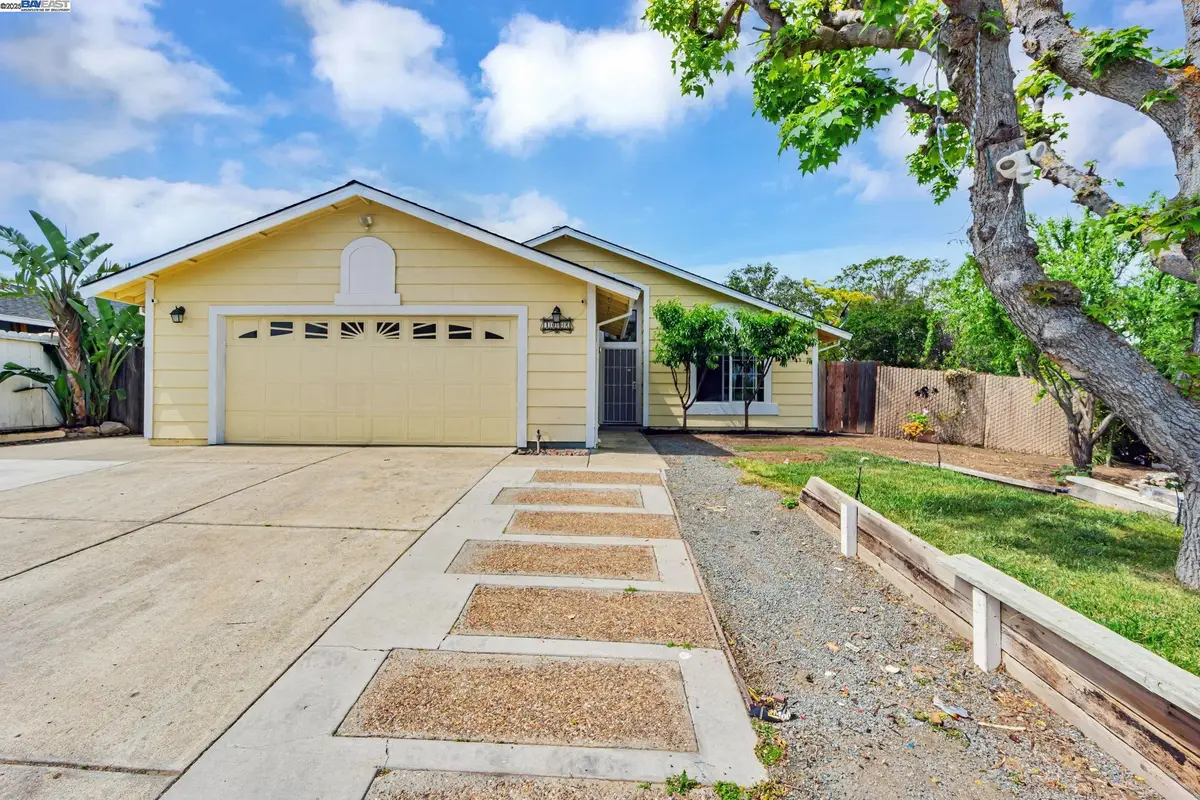 4002 Royal Links Ct, Antioch, CA 94509 - Image #1