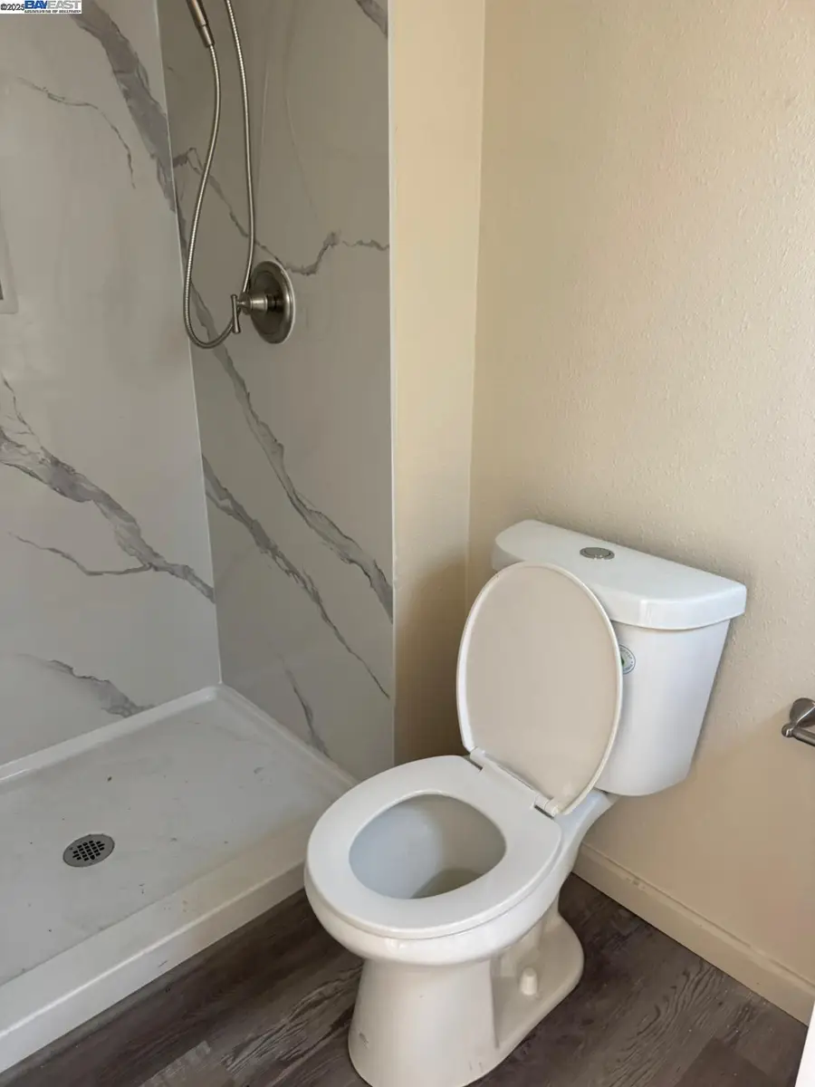 324 Eva Ct, Manteca, CA 95336 - Image #3