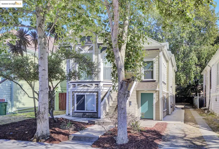 3830 Clarke St, Oakland, CA 94609 - Image #2