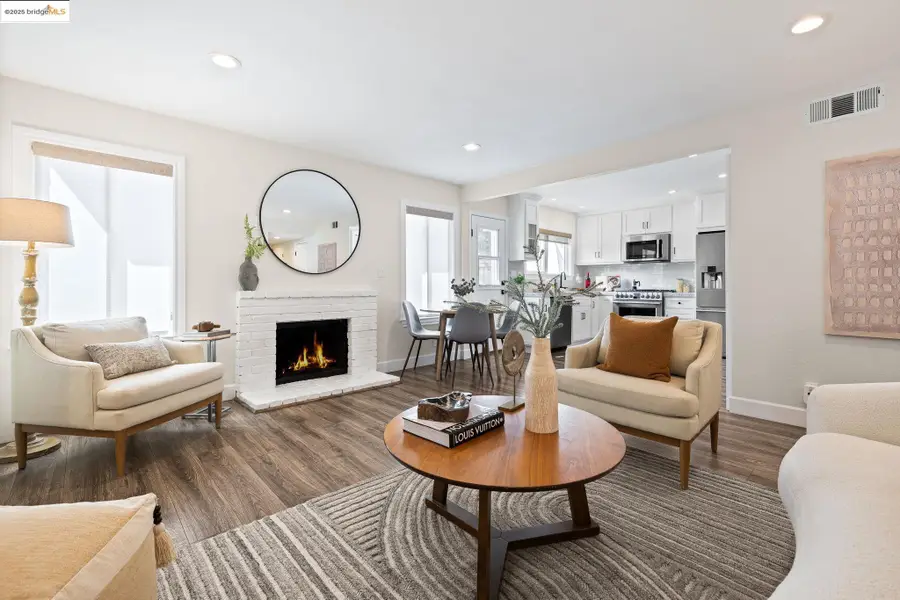 1515 Schenone Ct #F, Concord, CA 94521 - Image #3